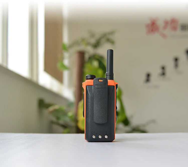 New published Public network sim card cell phone wifi two way radio