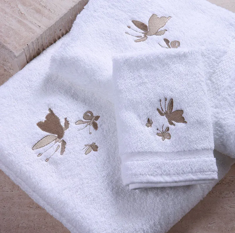 

Luxury Bathroom Set Comfortable Cotton White Hotel Towel For Sale