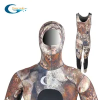 

YON SUB 5mm 2-Piece Neoprene Scuba Wetsuit With Hood Spearfishing And Underwater Hunting Diving Suit For Men Camouflage