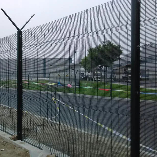 
Low Carbon Steel Welded Wire Mesh 3 Wave folds 358 / 3510 Security mesh fence 