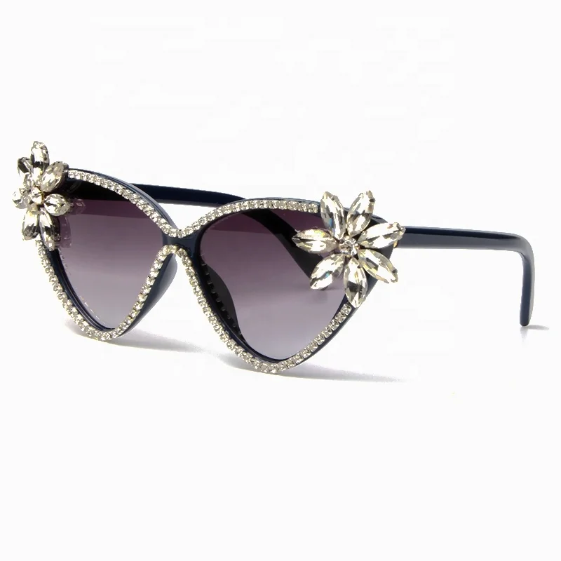 

Sunglasses for women Brand Designer Cat Eye Sunglasses Luxury Crystal Vintage Sun Glasses Female Oculos De Sol Feminino, Gray
