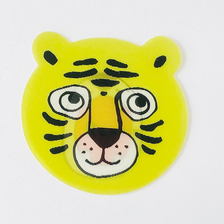clothing label (151)