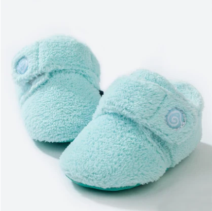 

11.11 Christmas Age 0 -1 winter coral fleece cotton-padded toddler shoes children shoes soft outsole First Walkers, Red and green or customized