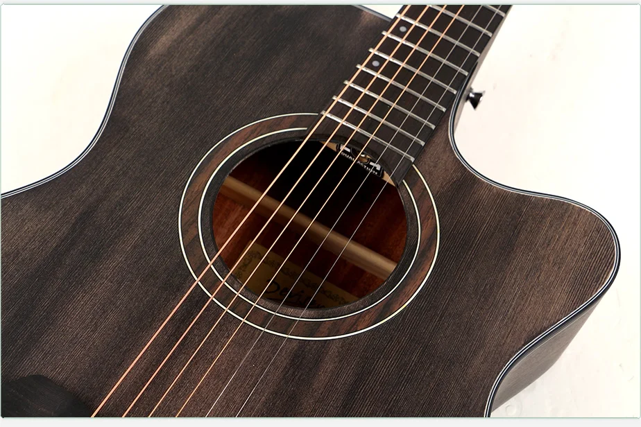 Фирменная гитара. Электрогитара washburn n4 walnut. Акустическая гитара sakura. Гитара электро фирменная. Гитара инспектор российскую.