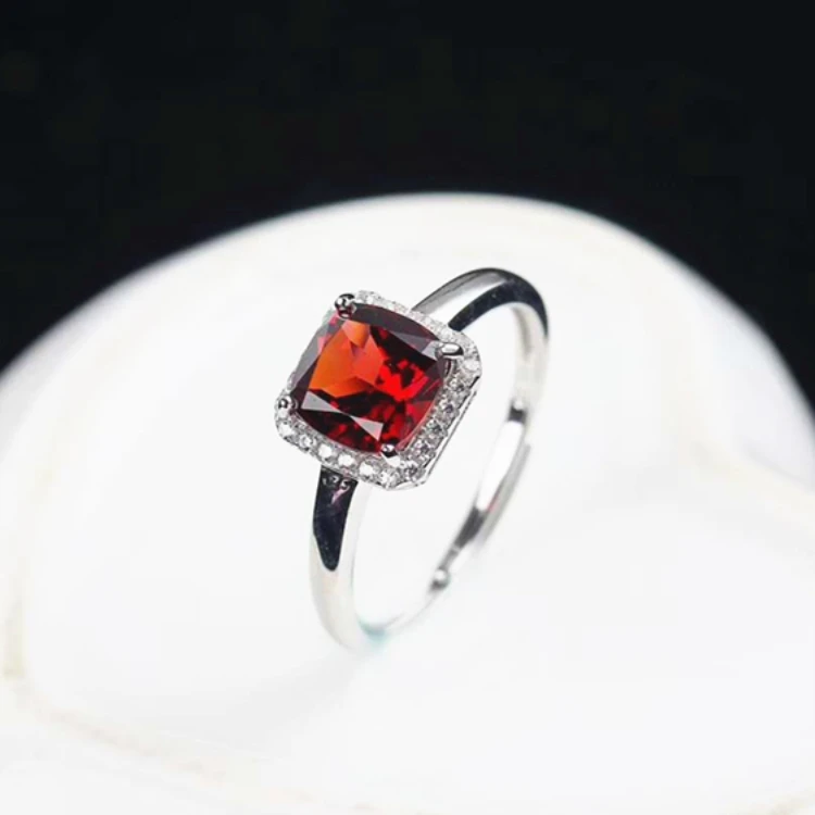 

925 Sterling Silver gemstone Jewelry Latest Design 6mm Natural red Garnet Ring For Women Wholesale Ring