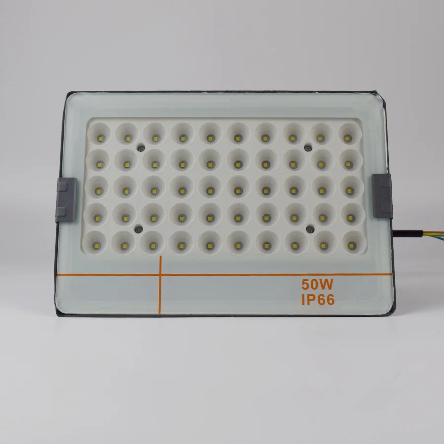 Flood Light33.jpg