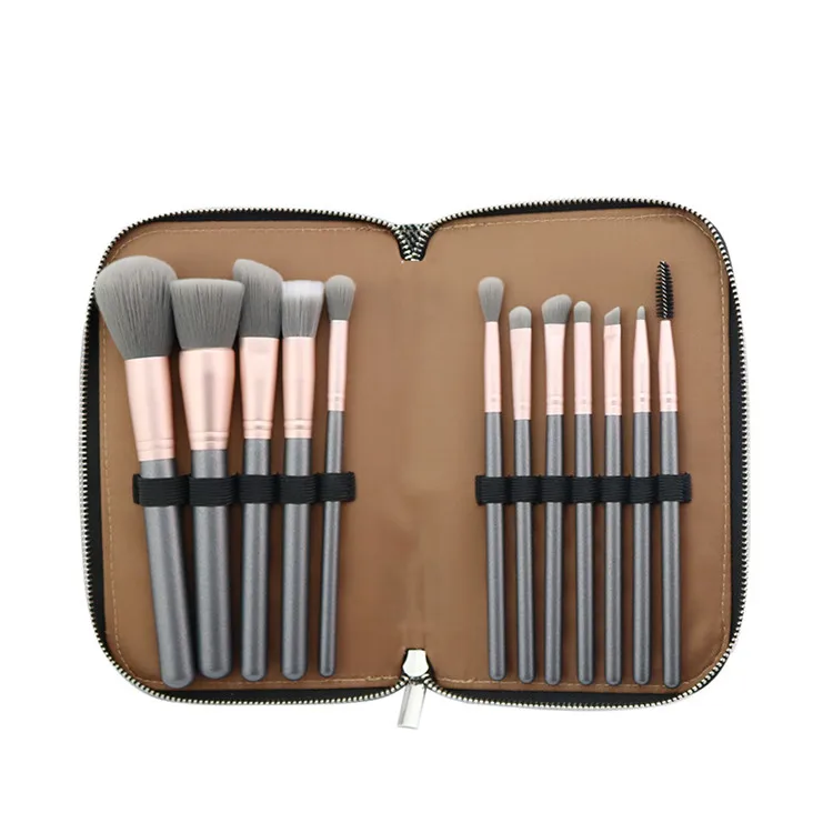 makeup brushes.jpg