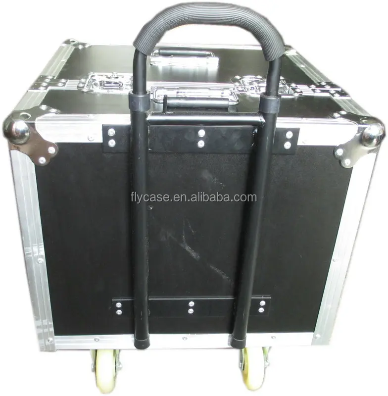 pilot flight case with wheels