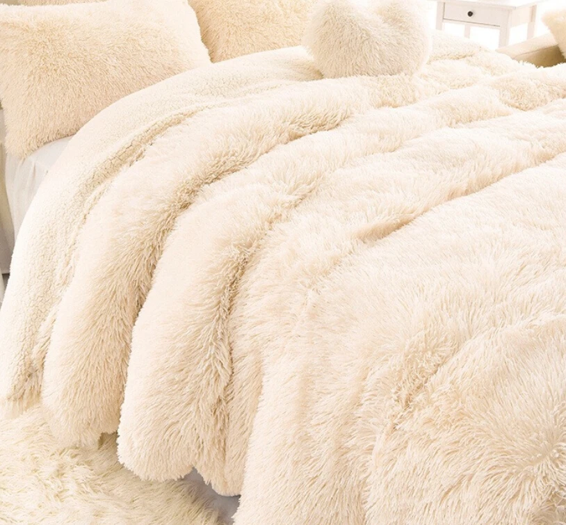 100% polyester soft luxury blankets long hair PV velvet plush faux fur throw blanket