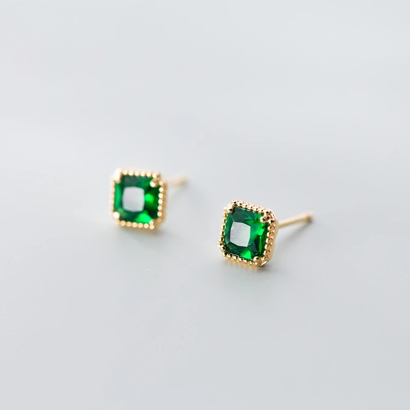 

Fashion 925 Sterling Silver Stud Earrings Emerald Temperament Geometry Women Stud Earrings Wholesale