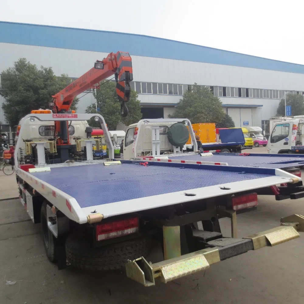 Breakdown Recovery Truck Vehicle With 5 Tons Crane Wrecker Tow Truck