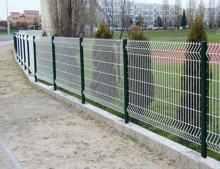 wire yard fence