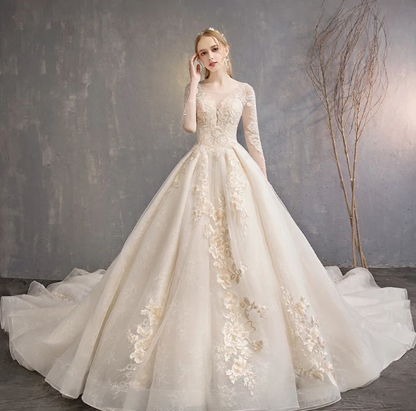 

2019 spring bride French romantic style wedding dress long-tail for girls