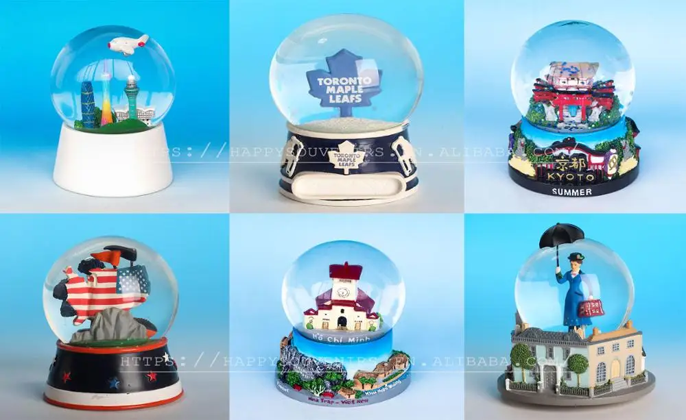 Squirrels Animals Series Plastic Snow Globe For Sale Durable Snow Ball Gifts Snow Water Globe For Kids