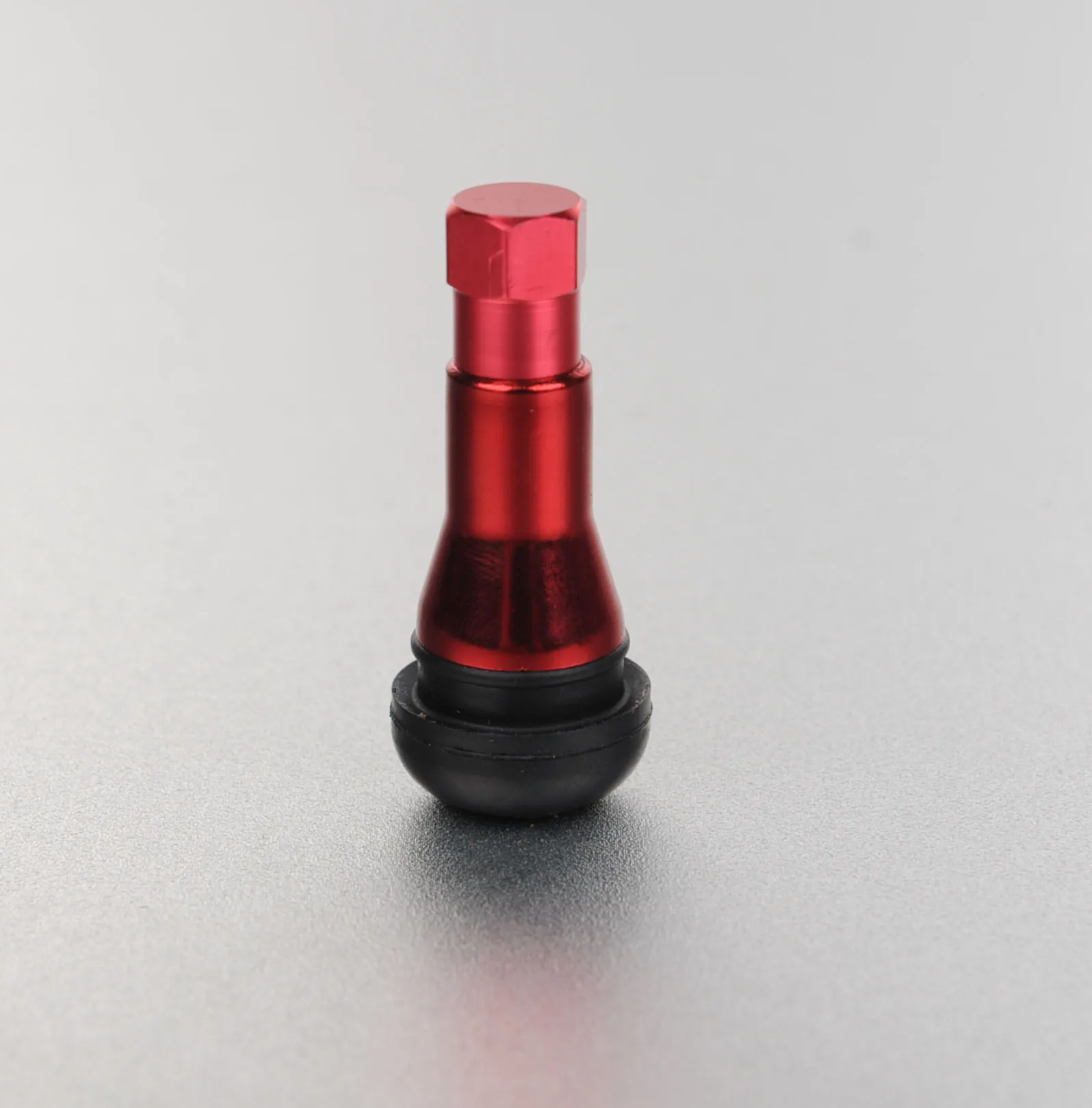Snap-in Tubeless tire valves TR413AC-Red Sleeves GT caps