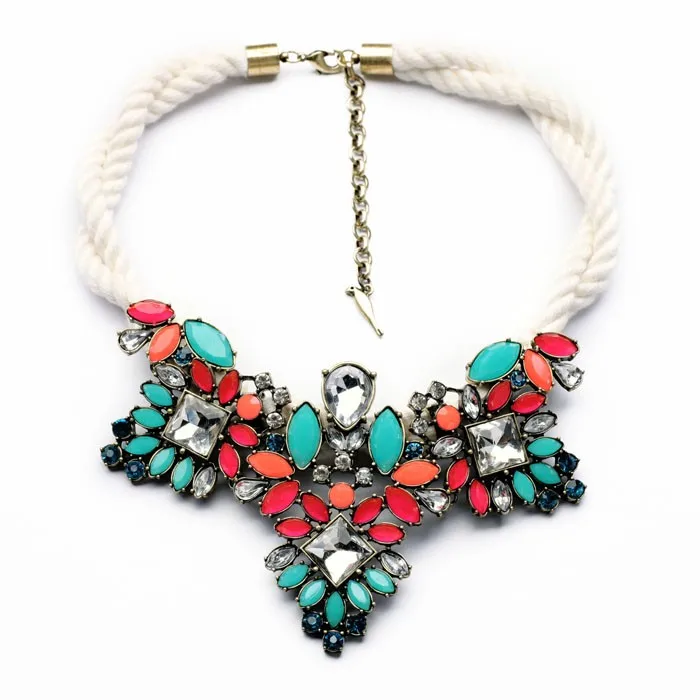 

xl00903 White Rope Chain Colourful Bohemia Flower Choker Vintage Necklace, As picture