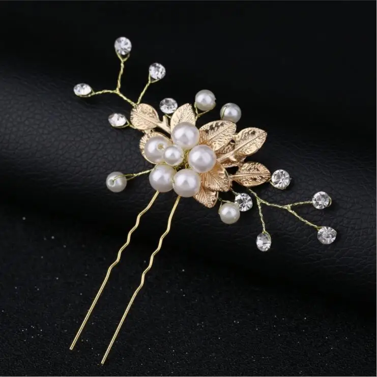 crystal and pearl hair clip