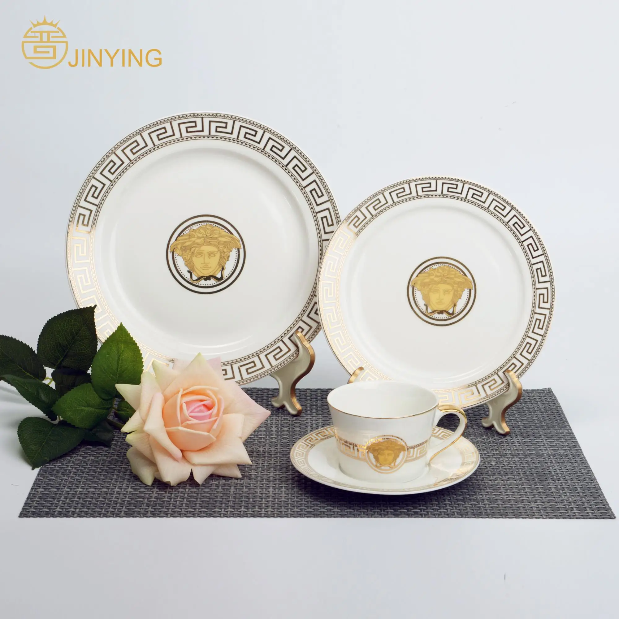 Luxury 4 Pcs Porcelain Dinnerware Set Home Used Fine Bone China Dinner