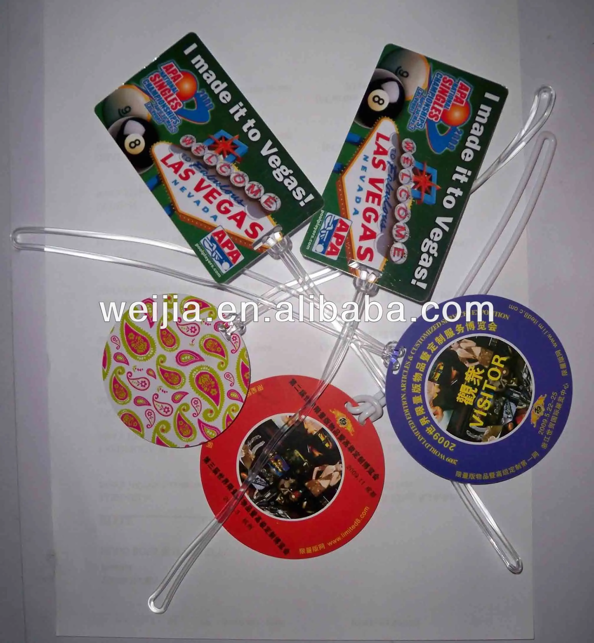 round luggage tag.jpg