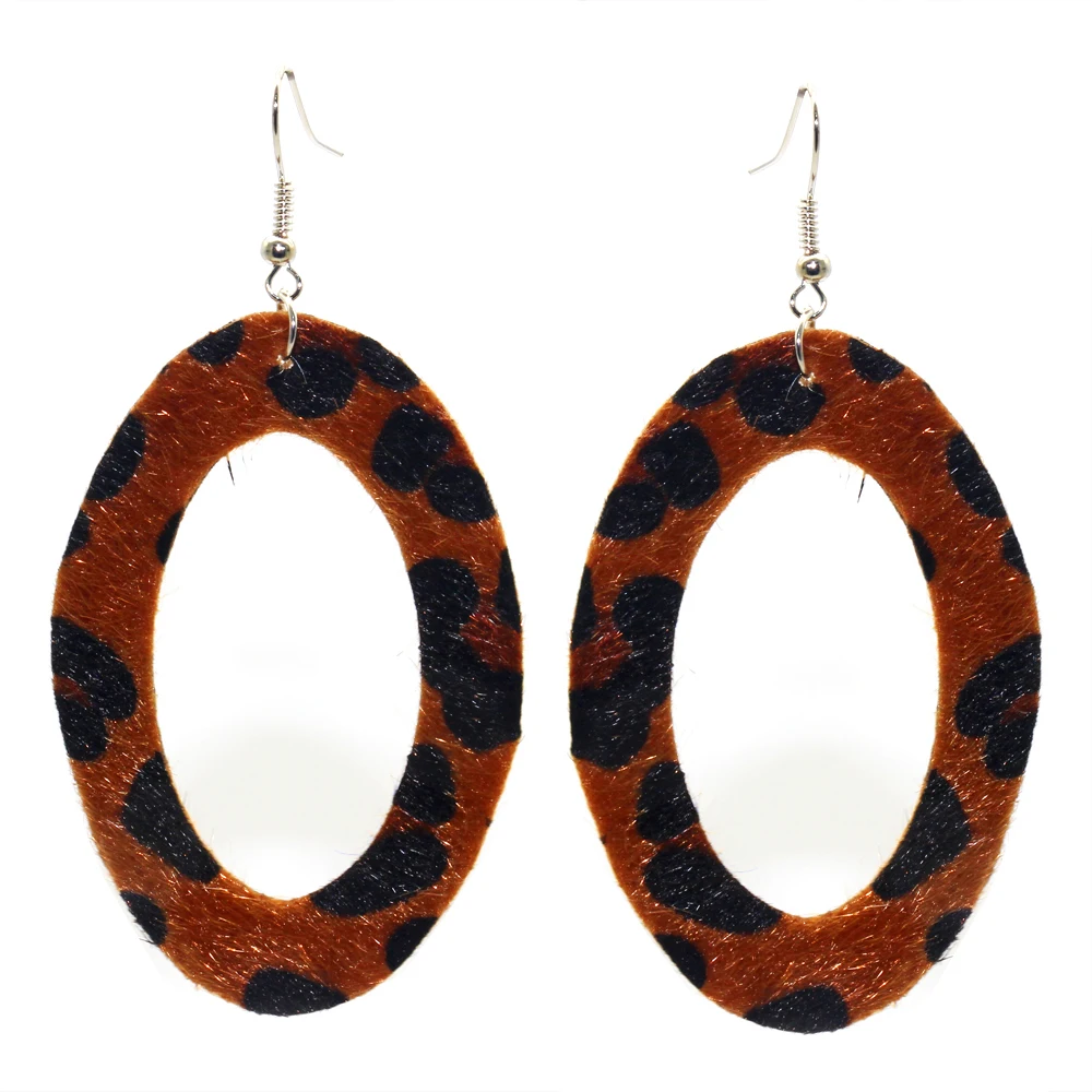 

In Stock 2018 Latest New Design Leopard Print Leather Hoop Earrings In Stock