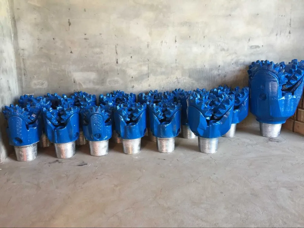 Steel tooth tricone bit 01