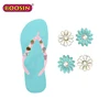 /product-detail/custom-and-new-design-flower-shaped-rhinestone-lady-decorative-shoe-clips-for-flip-flops-accessories-62221706854.html
