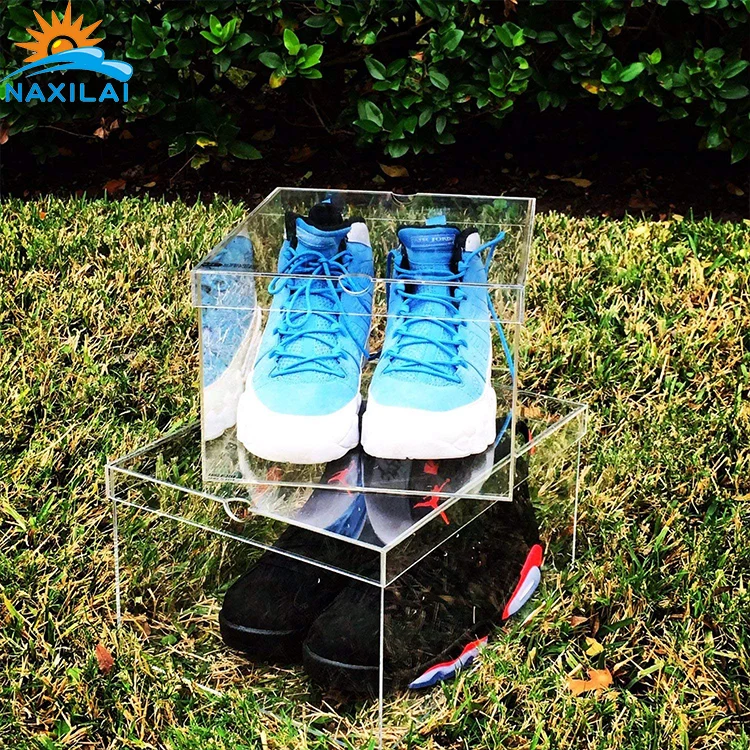 Acrylic Shoe Box Display.jpg