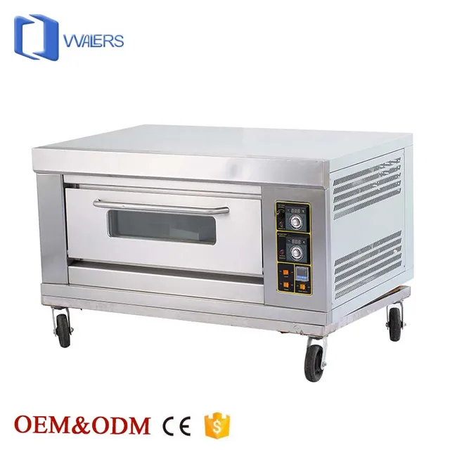 Low price of various styles three layer pastry bread bakery equipment