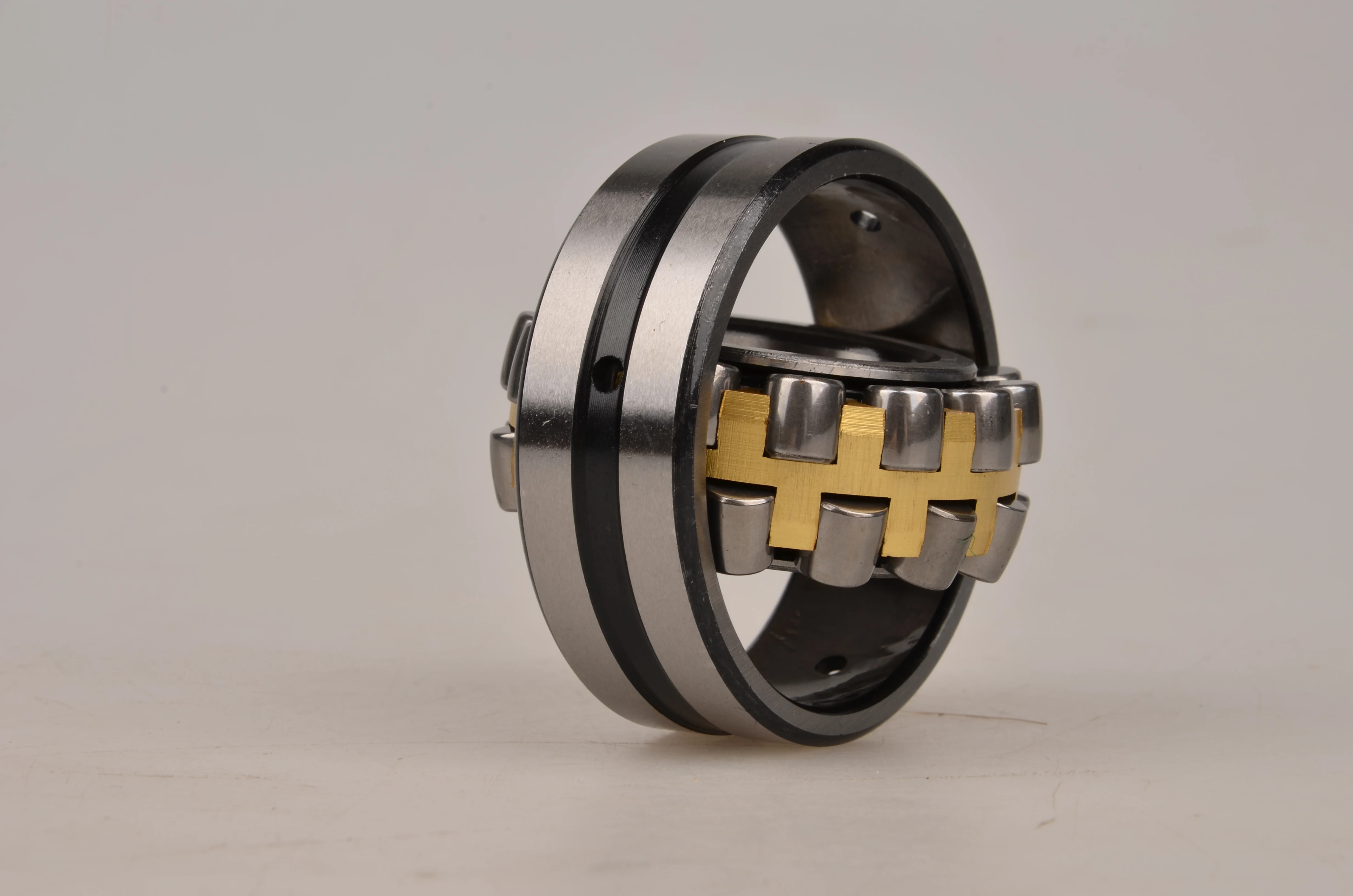 中国工厂球面滚子轴承价格 23080cck/c085w503 尺寸 400x600x148