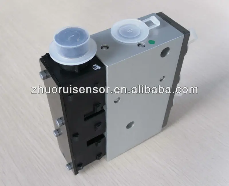 ZR-D030  20.jpg