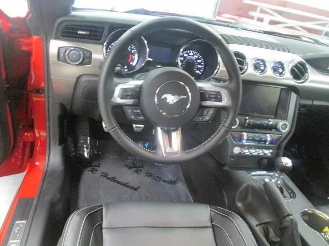 
NEW CARS 