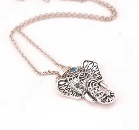 

New Fashion Women Retro Elephant Turquoise Charm Pendant Necklace Jewelry