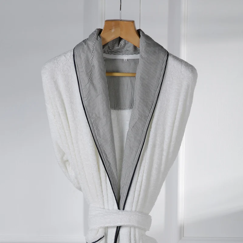 

Egyptian Cotton Velvet Striped 5 Star Hotel Bathrobe