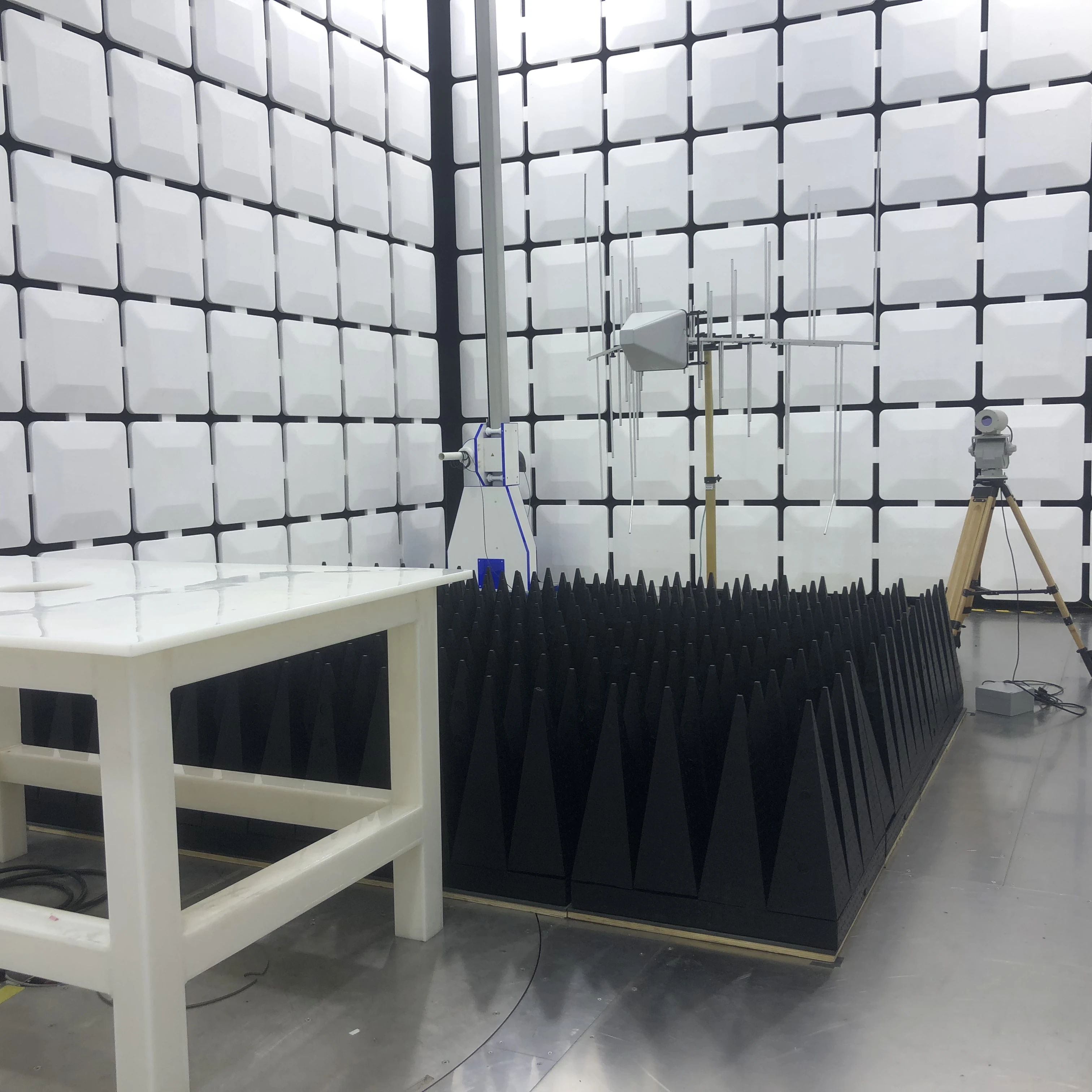 
HUAMING EMC anechoic chamber 3M fully-anechoic chamber 