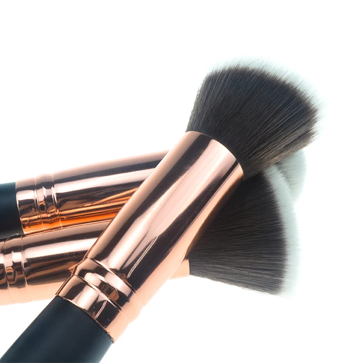 cosmetic brush.jpg