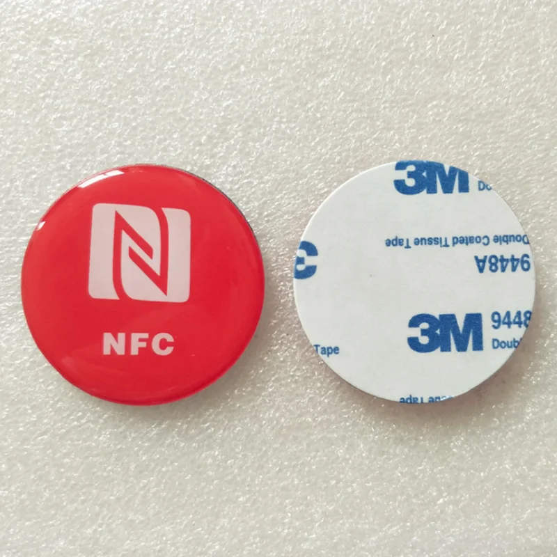 Nfc тег. NFC tag. NFC метка маленькая. Диск с RFID чипами.