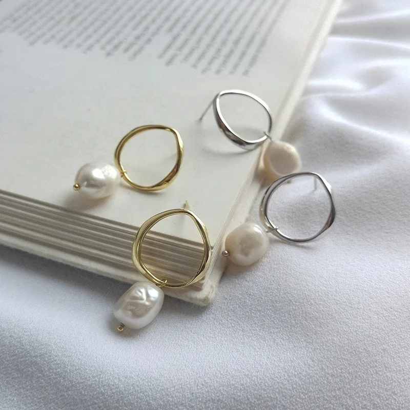 
Popular Minimalist Natural Baroque Pearl Earrings 18K Gold Plated 925 Silver Circle Stud Earrings Jewellery E1760 