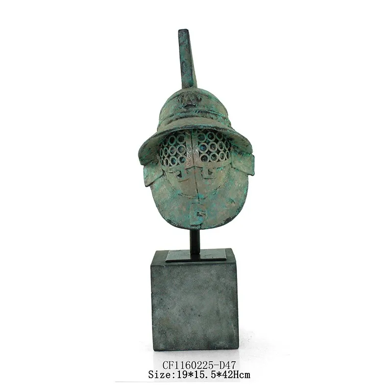 Resin Roman Soldier Helmet Figurine Decoration Personalized Desktop Ornaments factory