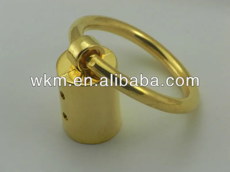 Gold plated metal tassel for bags