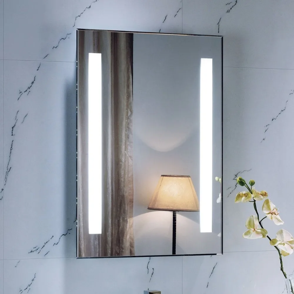 Зеркало настенное в ванную с подсветкой