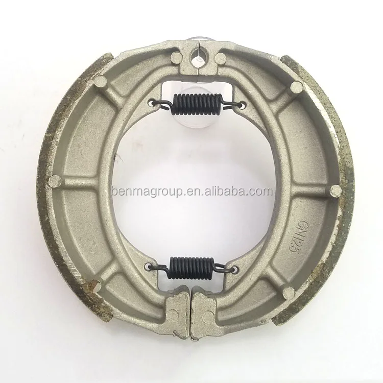 brake shoe GN125 (2)
