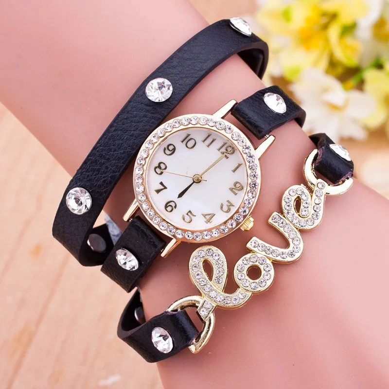 

A variety of colors of multi-layer leather around with crystal diamonds love fashion electronic watch, N/a