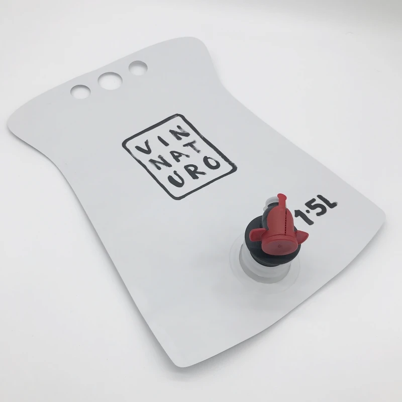 plastic wine bag (5).jpg