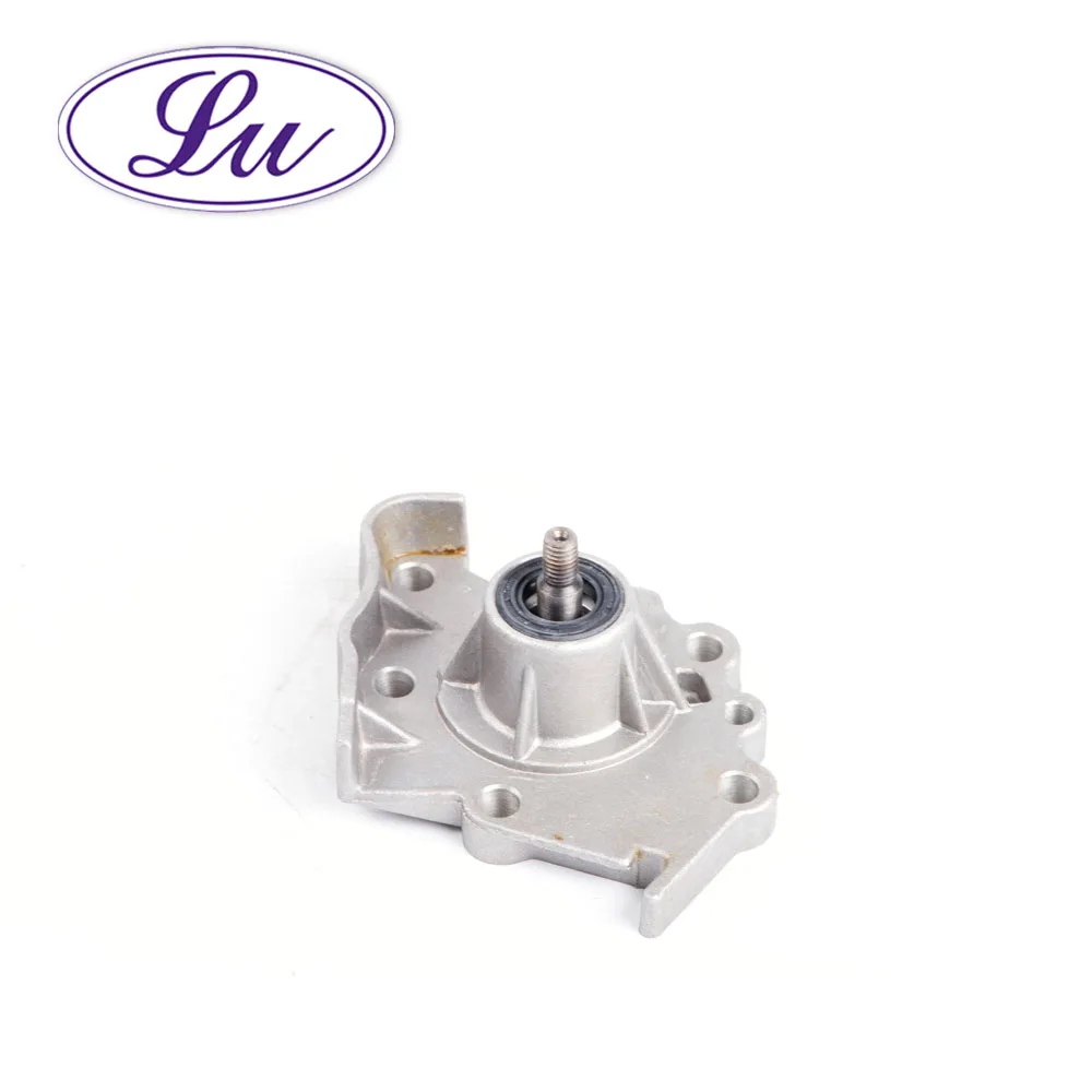 MD-012335 auto engine OIL PUMP