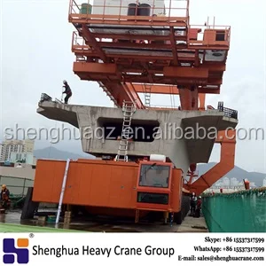 Concrete bridge construction underslung movable scaffolding system