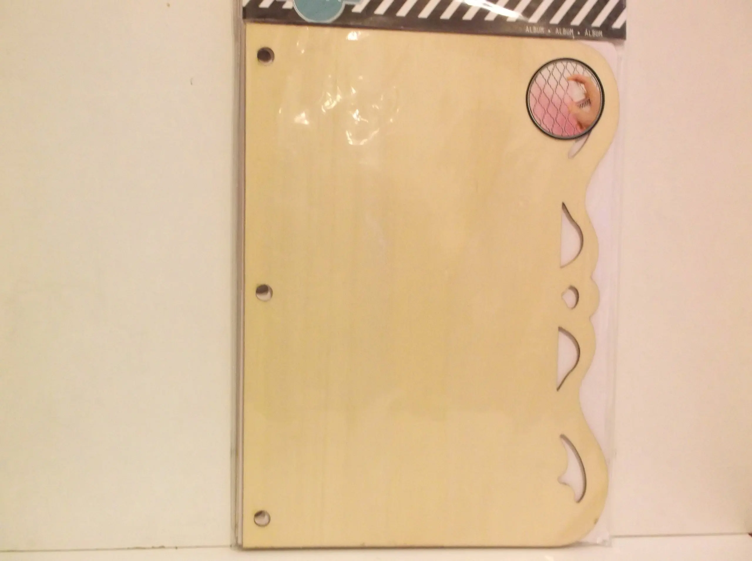 7.5 Darice U9130-AND Fancy Wood Letter Sign