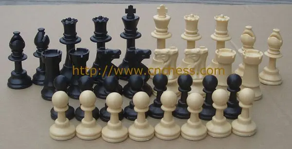 Source Jogo de xadrez de madeira antigo, conjunto de peças de xadrez de  madeira indiana para decoração e jogo de xadrez on m.alibaba.com