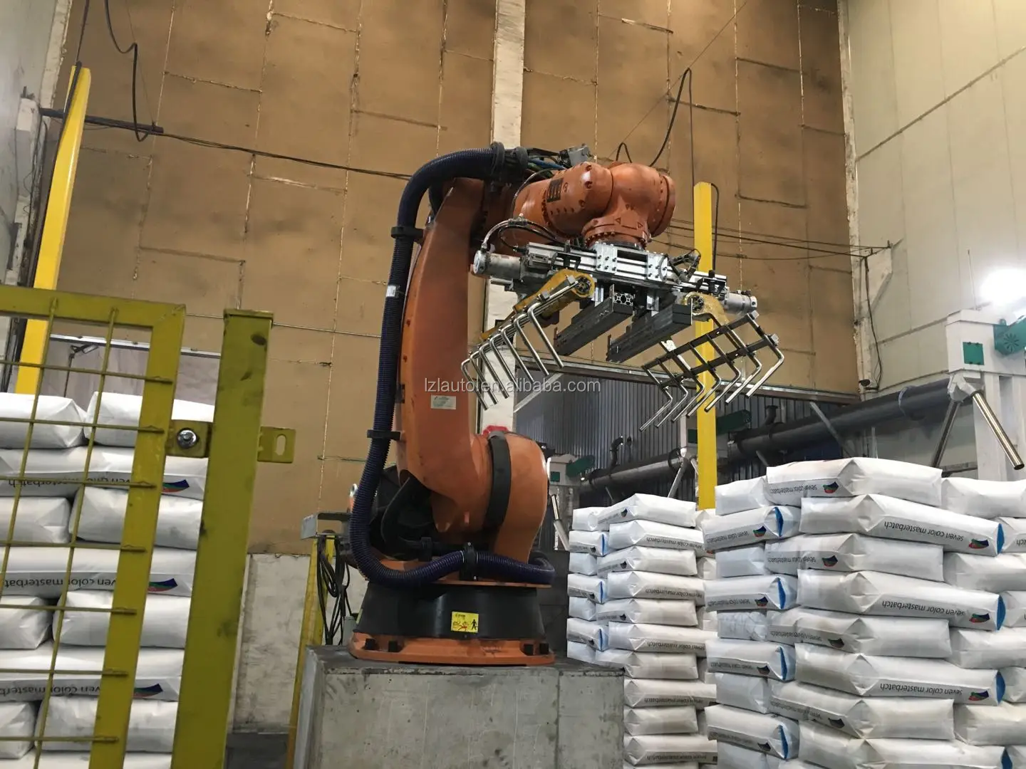 used  palletizer (5).jpg