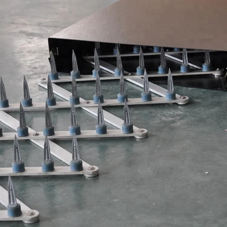 6m / 8m / 10m Puncture Stinger Spike Strip For Roadway Safety - Buy Spike  Strip,Tyre Deflator,Spike Road Block Product on Alibaba.com