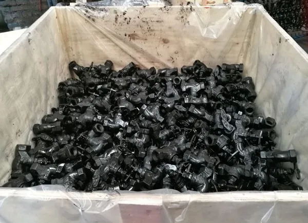 packing globe valve wooden case1